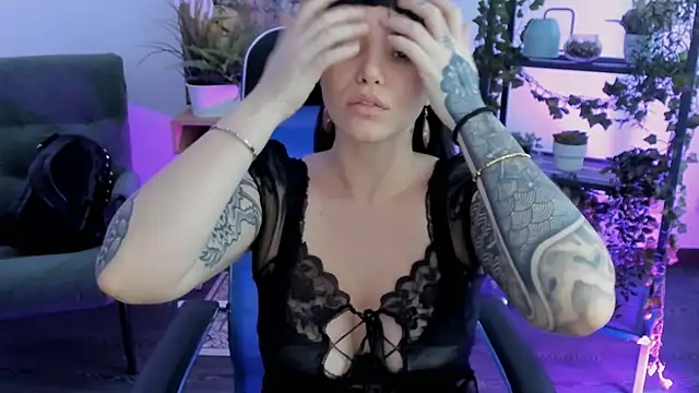 NeoGeisha online show from 03/10/26, 10:09