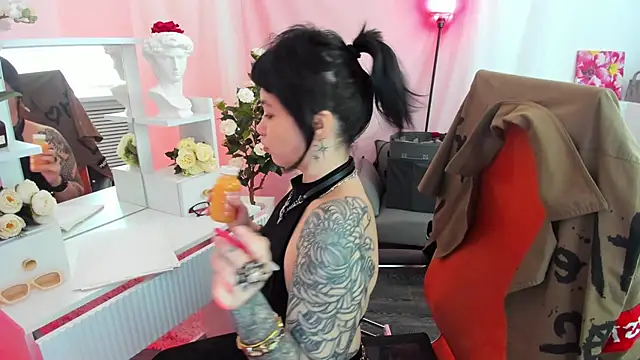 NeoGeisha online show from 06/22/26, 04:42