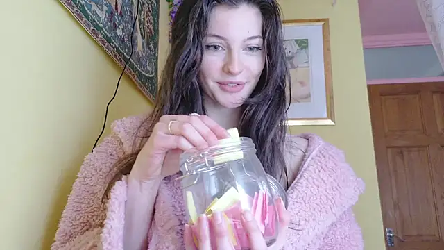 Snapshot of meesey chatting on 02/04/26, 12:55 meesey online show from 02/04/26, 12:55