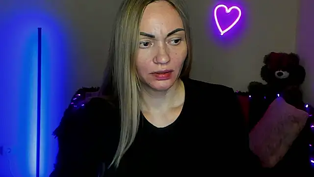 BlondMikey22 online show from 04/19/26, 06:21