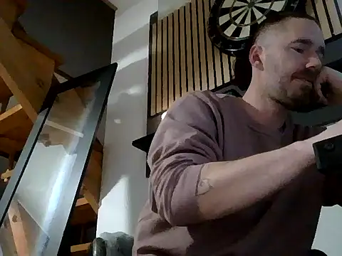 Snapshot of Dernachbar89 chatting on 03/25/26, 06:58 Dernachbar89 online show from 03/25/26, 06:58