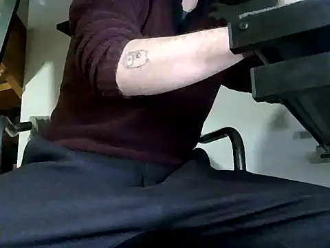 Snapshot of Dernachbar89 chatting on 03/29/26, 05:46 Dernachbar89 online show from 03/29/26, 05:46