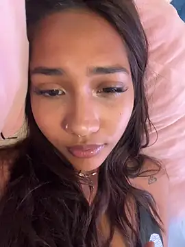 lyla luv online show from 03/11/26, 04:51