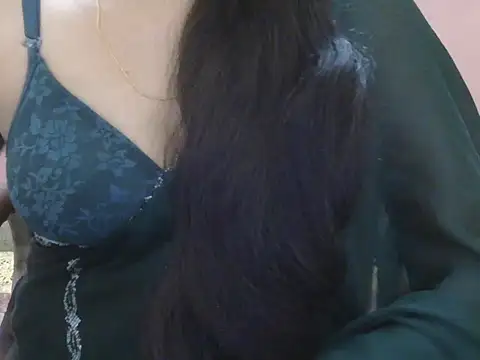 Cute Sheetal online show from 05/17/26, 01:07