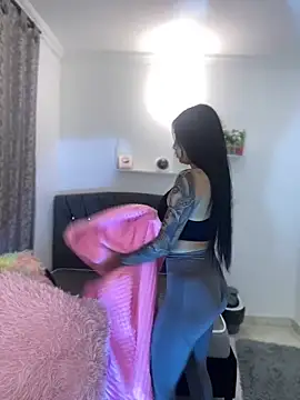 Snapshot of MEDUSA_EF chatting on 02/12/26, 12:33 MEDUSA EF online show from 02/12/26, 12:33