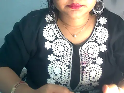 Snapshot of Saniya_K2 chatting on 02/24/26, 05:33 Saniya K2 online show from 02/24/26, 05:33