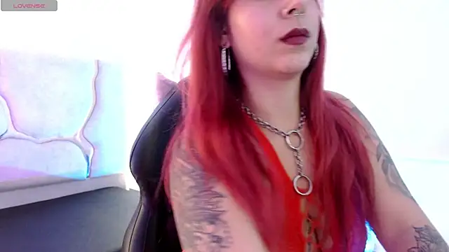 Snapshot of Sashaa_tay chatting on 02/10/26, 07:29 Sashaa tay online show from 02/10/26, 07:29