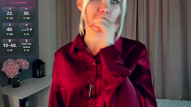 GoldenLenarz online show from 03/03/26, 11:05