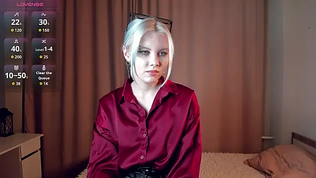 GoldenLenarz online show from 03/18/26, 11:13