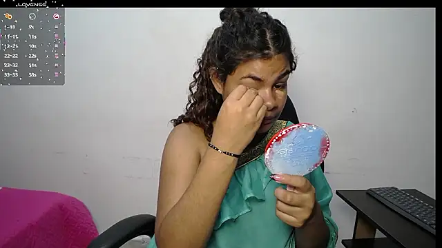 yaazhinii online show from 03/03/26, 11:49