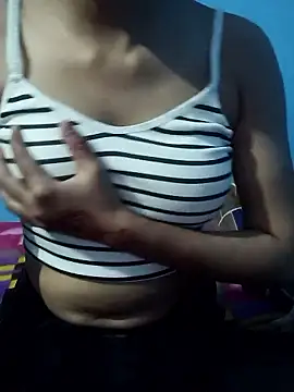 Sexy-Raziya69 online show from 02/15/26, 01:41