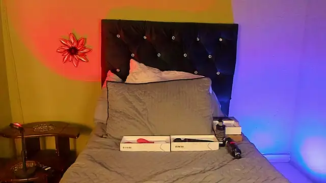 karenwild 1 online show from 05/16/26, 01:43