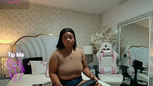 YazminJenner online show from 05/15/26, 04:30