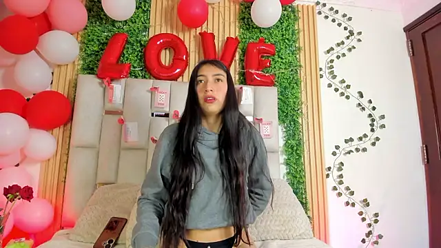 Emma Nmm online show from 02/21/26, 11:44