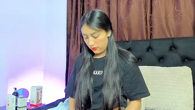 Emma Nmm online show from 04/14/26, 10:10