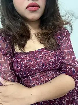 Snapshot of riya_sharma11 chatting on 02/15/26, 01:41 riya sharma11 online show from 02/15/26, 01:41