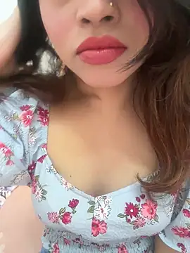 Snapshot of riya_sharma11 chatting on 02/21/26, 11:33 riya sharma11 online show from 02/21/26, 11:33