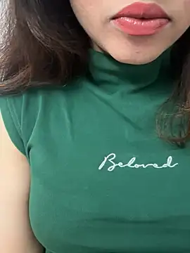 Snapshot of riya_sharma11 chatting on 02/22/26, 01:53 riya sharma11 online show from 02/22/26, 01:53