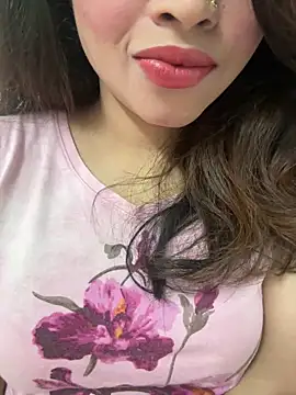 Snapshot of riya_sharma11 chatting on 02/26/26, 05:34 riya sharma11 online show from 02/26/26, 05:34