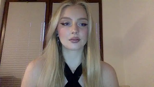 MayaWetDream online show from 04/12/26, 05:29