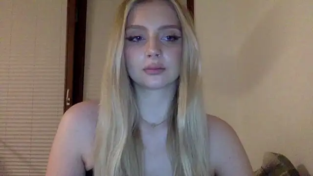 MayaWetDream online show from 05/05/26, 08:17