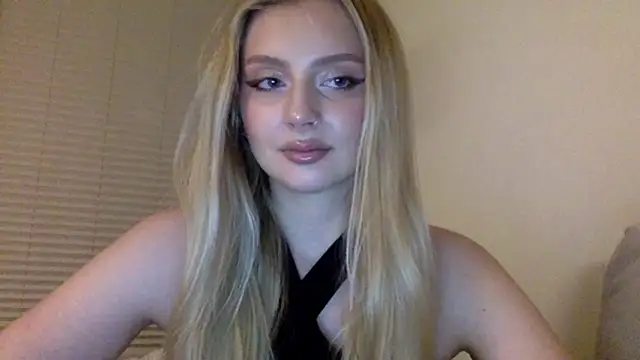 MayaWetDream online show from 05/06/26, 08:25