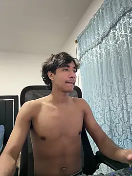 Snapshot of Pedestal_diamant chatting on 02/28/26, 11:39 Pedestal diamant online show from 02/28/26, 11:39