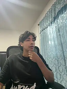 Snapshot of Pedestal_diamant chatting on 03/02/26, 10:38 Pedestal diamant online show from 03/02/26, 10:38