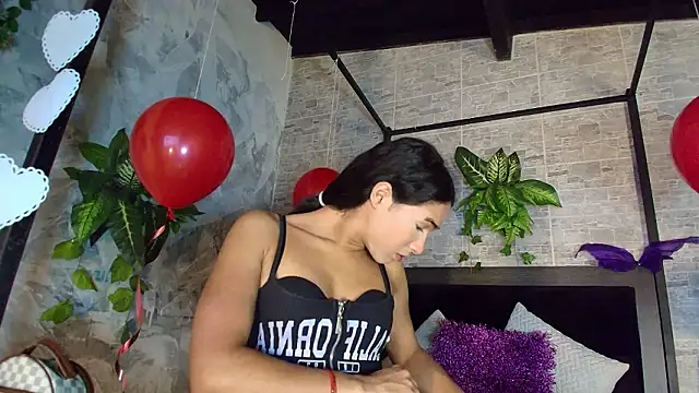 Snapshot of Chloee__Adams chatting on 02/11/26, 12:10 Chloee Adams online show from 02/11/26, 12:10