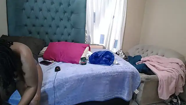 AlyssaBrown online show from 04/24/26, 10:50