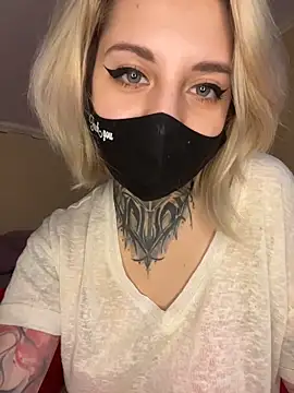 Snapshot of AllisonXAlfred chatting on 02/26/26, 07:24 AllisonXAlfred online show from 02/26/26, 07:24