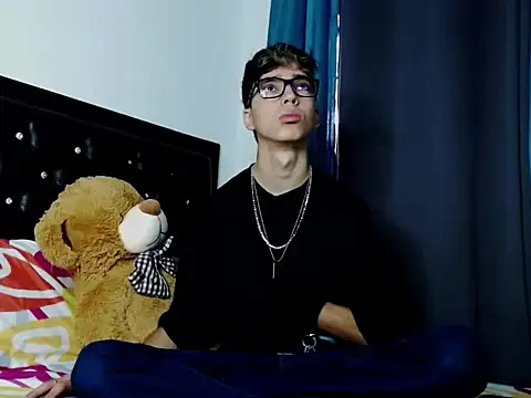 gabriel x18 online show from 02/09/26, 12:42