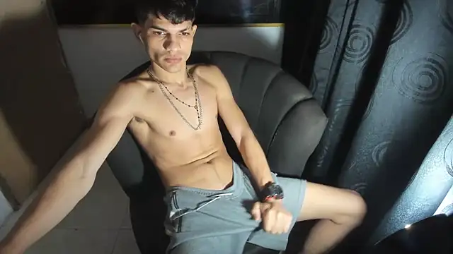 Jesshot bigcock20cm online show from 06/19/26, 07:56