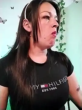 Snapshot of Ivanna_Greey1 chatting on 02/27/26, 09:04 Ivanna Greey1 online show from 02/27/26, 09:04