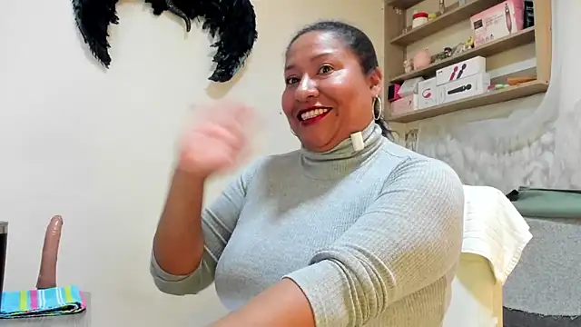Nyomi browm online show from 05/02/26, 02:33