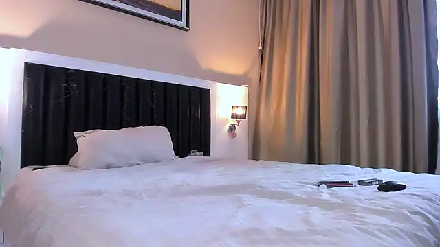 Snapshot of marrena_a chatting on 02/16/26, 10:11 marrena a online show from 02/16/26, 10:11