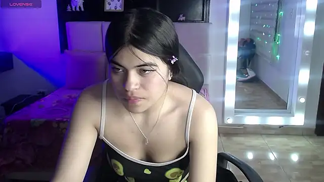 Snapshot of Katia_pretty_x chatting on 02/11/26, 04:39 Katia pretty x online show from 02/11/26, 04:39