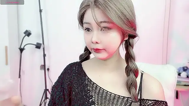 Memeli0 online show from 02/11/26, 06:51