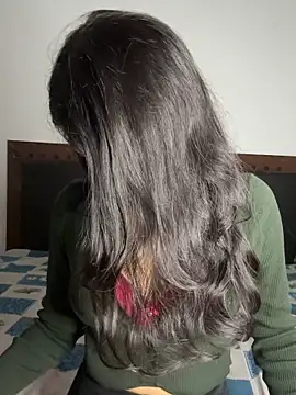 Snapshot of KavyaCurves chatting on 02/10/26, 07:40 KavyaCurves online show from 02/10/26, 07:40