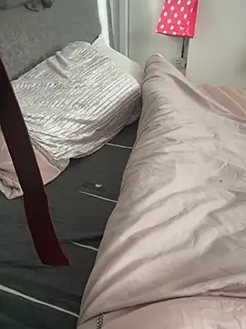 Snapshot of browncutie7 chatting on 02/25/26, 08:13 browncutie7 online show from 02/25/26, 08:13