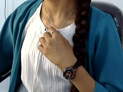 Mehaak  online show from 03/28/26, 06:24