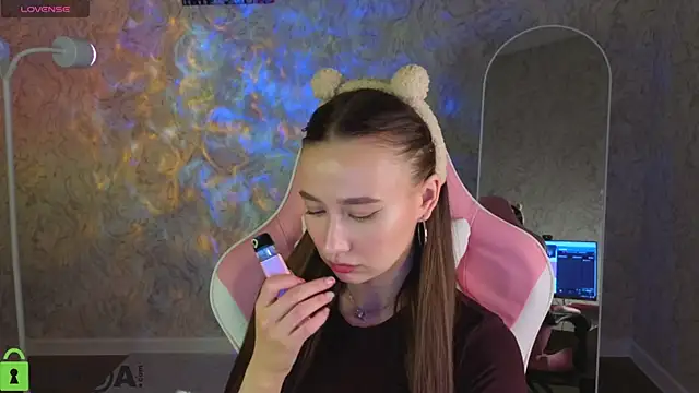  Kiki angel  online show from 03/13/26, 01:56