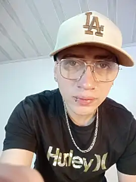 Emmanuel Lust online show from 02/18/26, 12:01