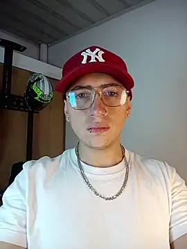 Emmanuel Lust online show from 02/26/26, 12:15