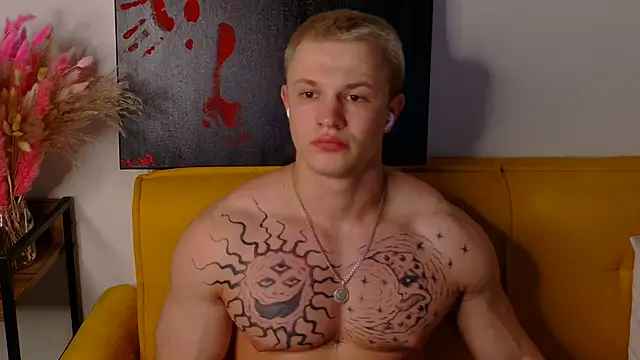 SterlingNoir online show from 03/19/26, 08:02