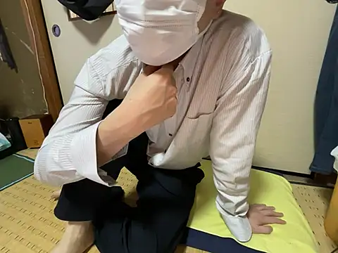 Snapshot of shizuku-kun211 chatting on 04/21/26, 05:03 shizuku-kun211 online show from 04/21/26, 05:03