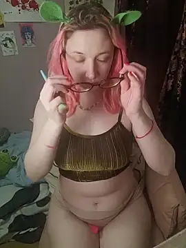 PinkyDavi online show from 04/11/26, 10:14