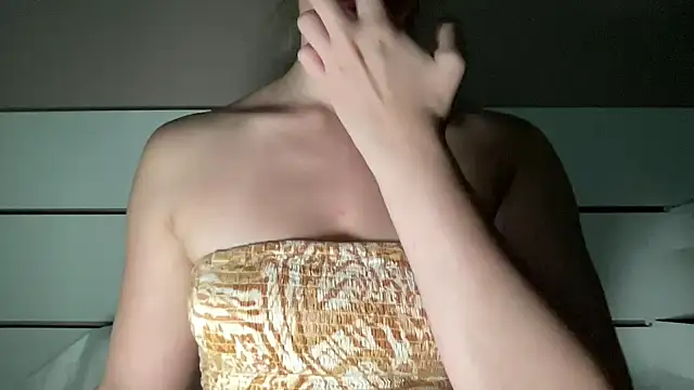 petiteetoile online show from 06/30/26, 08:37