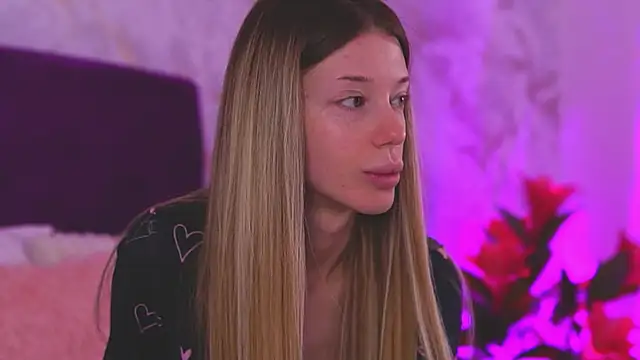 EllinaNuria online show from 03/23/26, 05:11