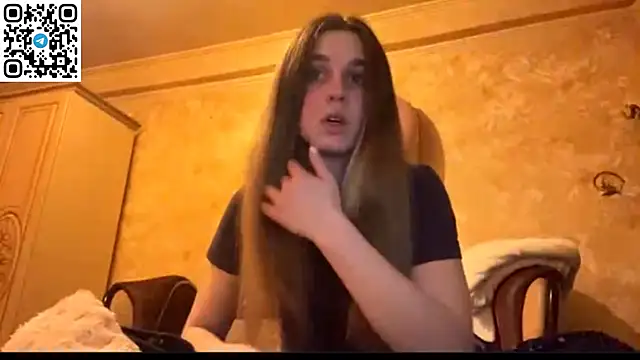 LovelySilk 63 online show from 04/18/26, 06:56